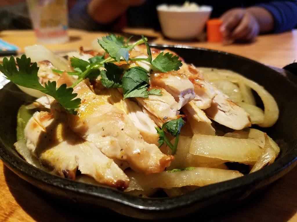 Chilis Grill & Bar | meal takeaway | 255 E Rte 59, Nanuet, NY 10954, USA | 8456236305 OR +1 845-623-6305