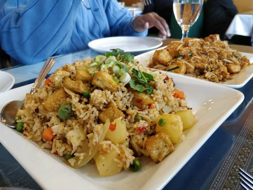 Dan Thai | restaurant | 2251 W Schaumburg Rd, Schaumburg, IL 60194, USA | 8475840234 OR +1 847-584-0234