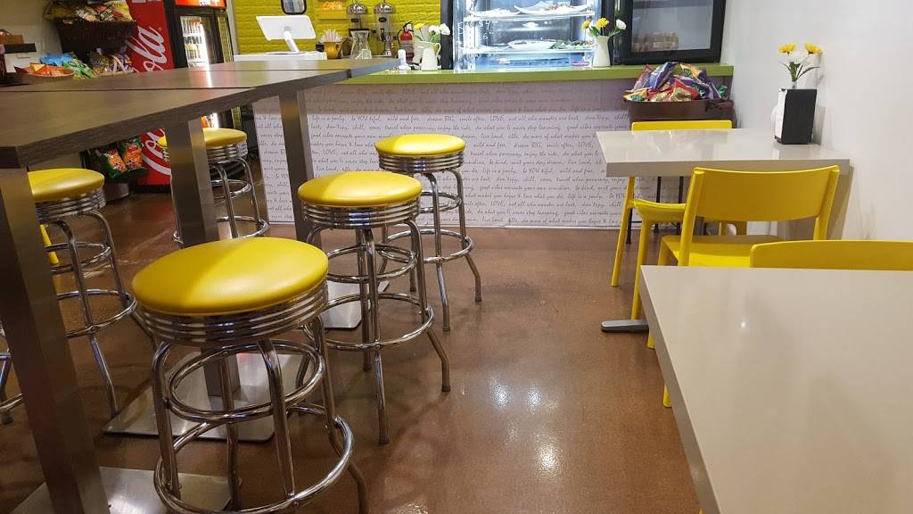 Uncle Afs | restaurant | 5905 Kanan Rd, Agoura Hills, CA 91301, USA | 8185843556 OR +1 818-584-3556