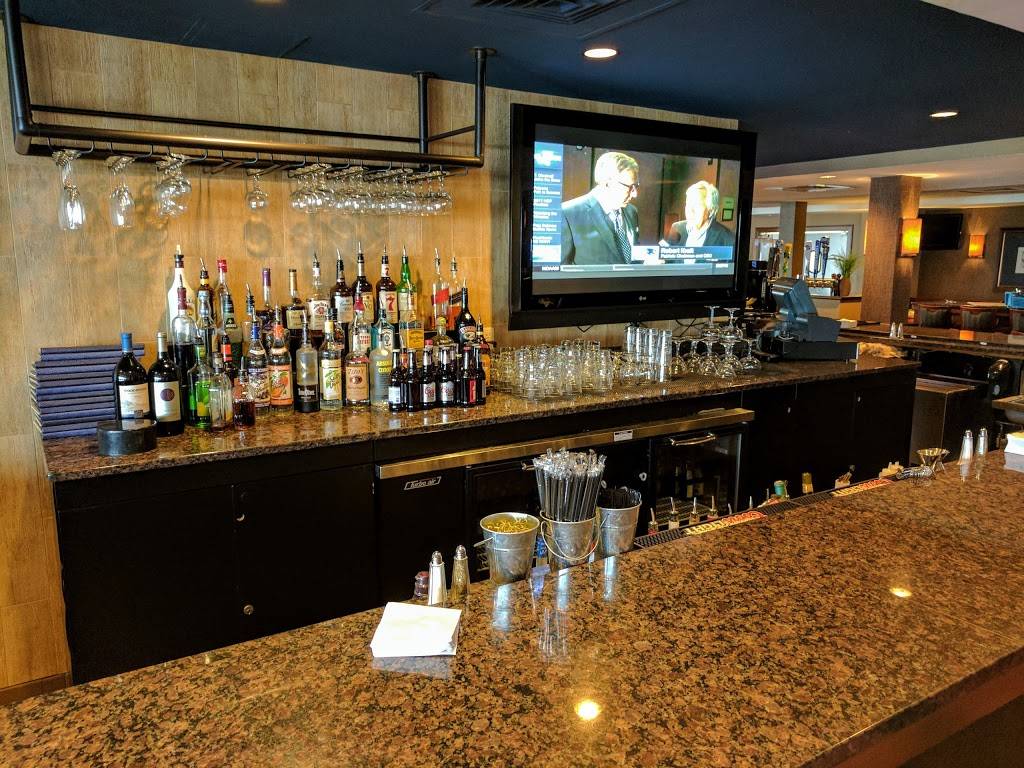 Breakers Restaurant | restaurant | 295 Ocean Blvd, Hampton, NH 03842, USA | 8003456736 OR +1 800-345-6736