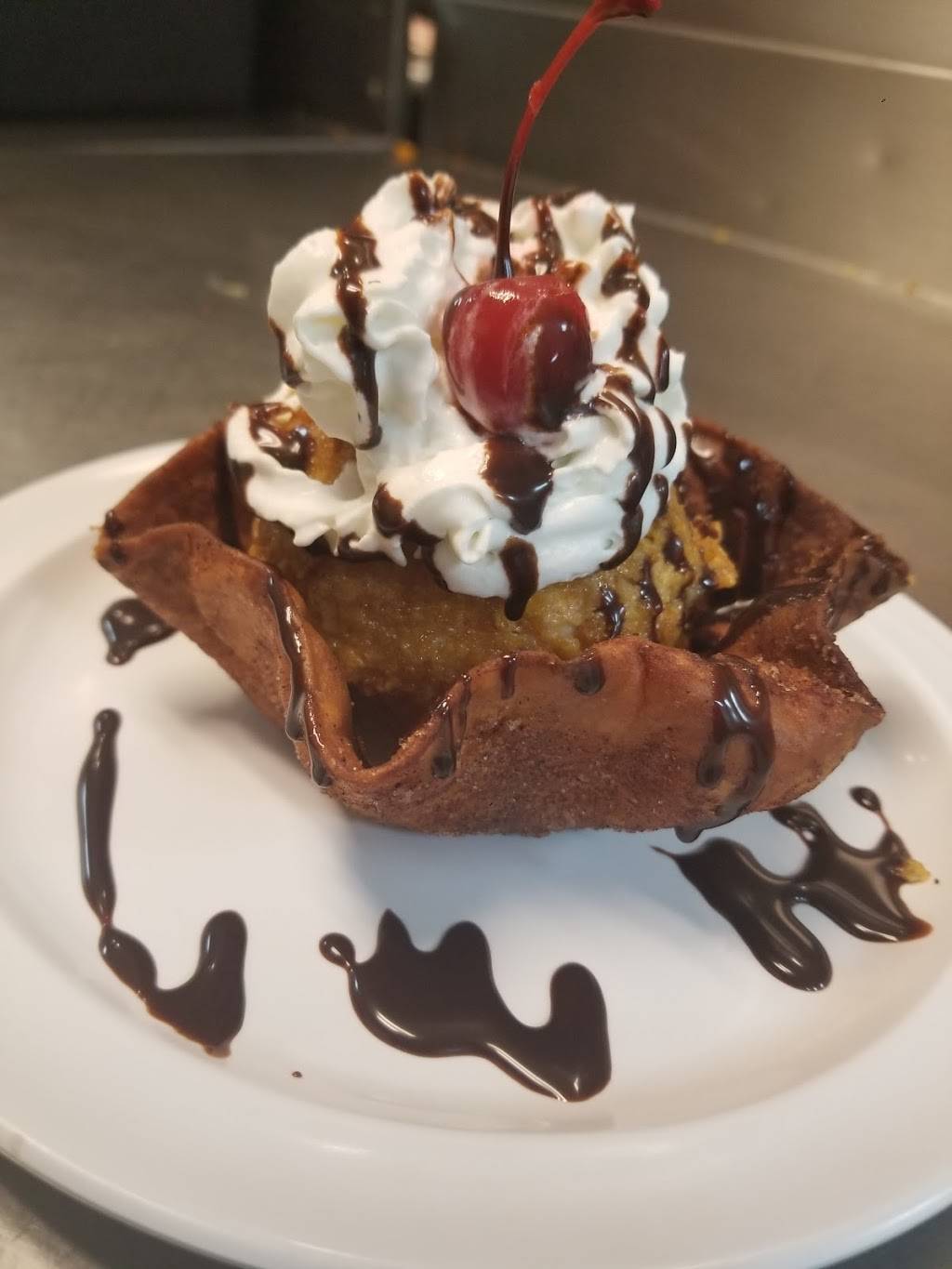 Restaurante El Mana | restaurant | 688 W Pioneer Pkwy, Grand Prairie, TX 75051, USA | 9722377770 OR +1 972-237-7770