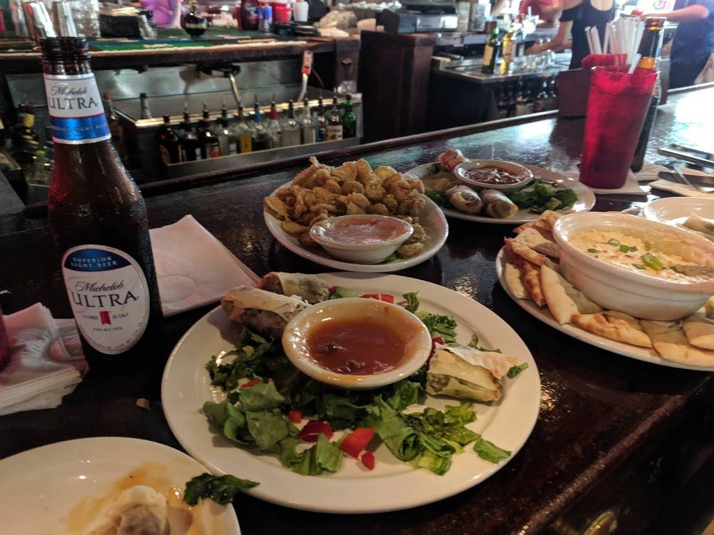 Lonzerottis Italian Restaurant | restaurant | 600 E State St, Jacksonville, IL 62650, USA | 2172437151 OR +1 217-243-7151