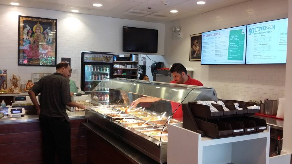 Rajun Cajun | restaurant | 5, 4567, 1459 E 53rd St, Chicago, IL 60615, USA | 7739551145 OR +1 773-955-1145