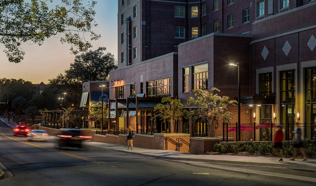 Seminole Dining | restaurant | 104 N Woodward Ave, Tallahassee, FL 32306, USA | 8506443663 OR +1 850-644-3663