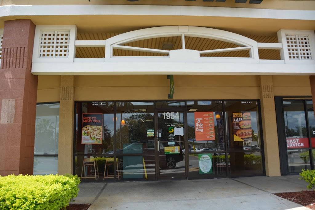 Subway | restaurant | 1954 E Osceola Pkwy, Kissimmee, FL 34743, USA | 4073485557 OR +1 407-348-5557