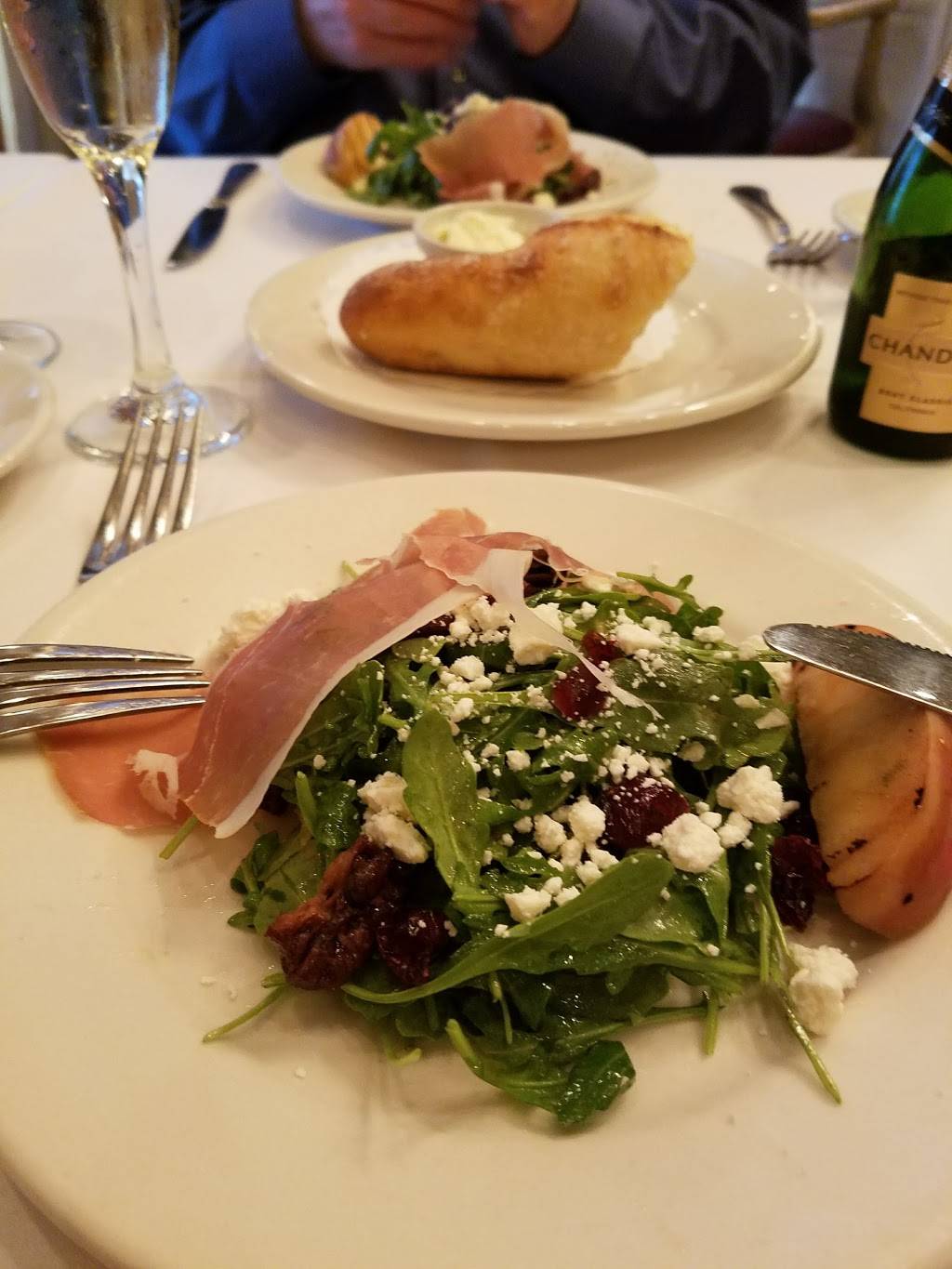 Barones Restaurant | restaurant | 475 St John St, Pleasanton, CA 94566, USA | 9254260987 OR +1 925-426-0987