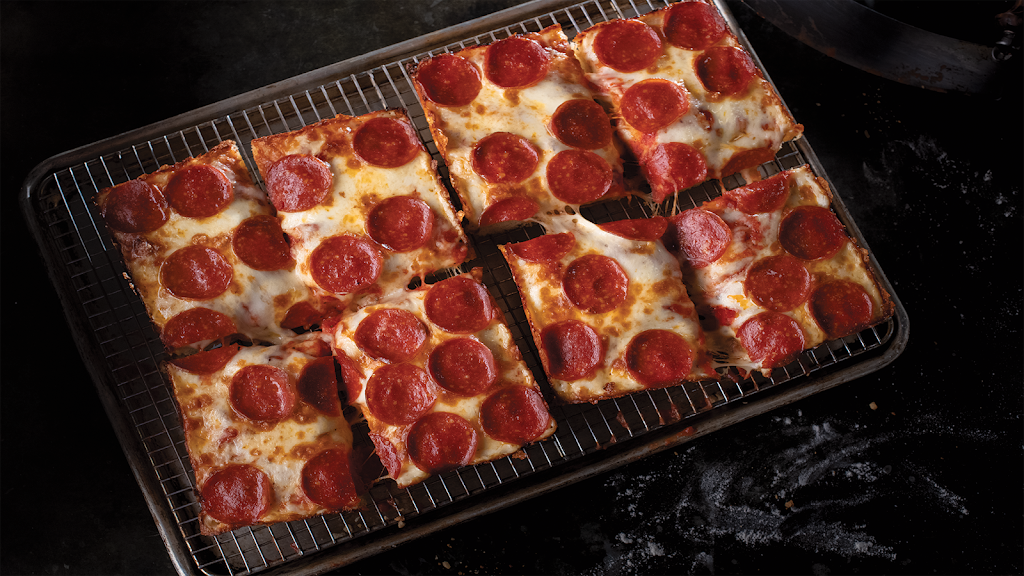 Jets Pizza | meal delivery | 1541 Oak Ridge Turnpike, Oak Ridge, TN 37830, USA | 8652723723 OR +1 865-272-3723