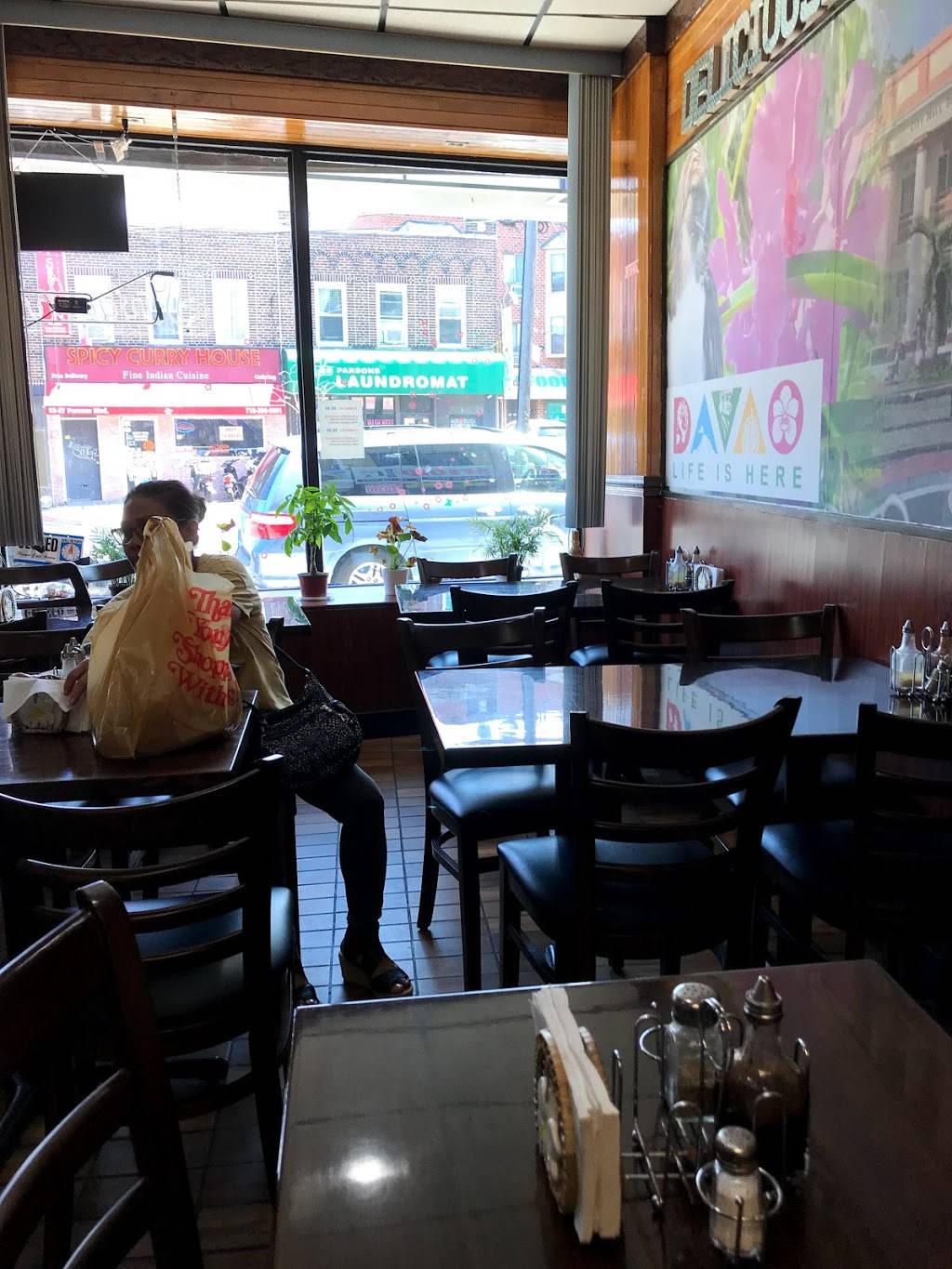 Philippine Famous | restaurant | 83-30 Parsons Blvd, Jamaica, NY 11432, USA | 7185263760 OR +1 718-526-3760