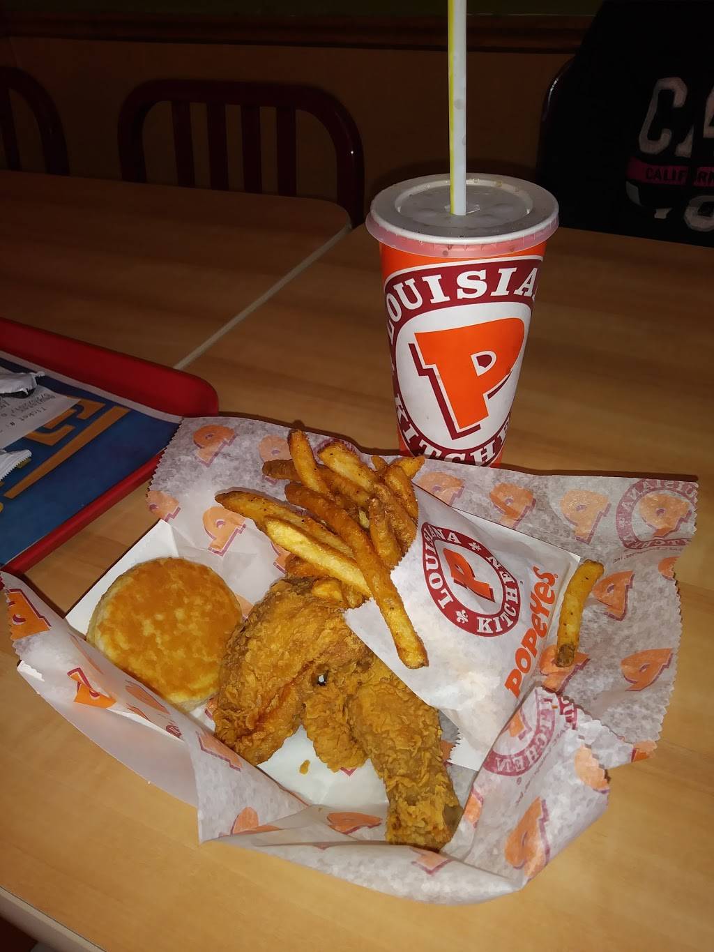 Popeyes Louisiana Kitchen | restaurant | 4501 Weber Rd, Corpus Christi, TX 78411, USA | 3618541174 OR +1 361-854-1174
