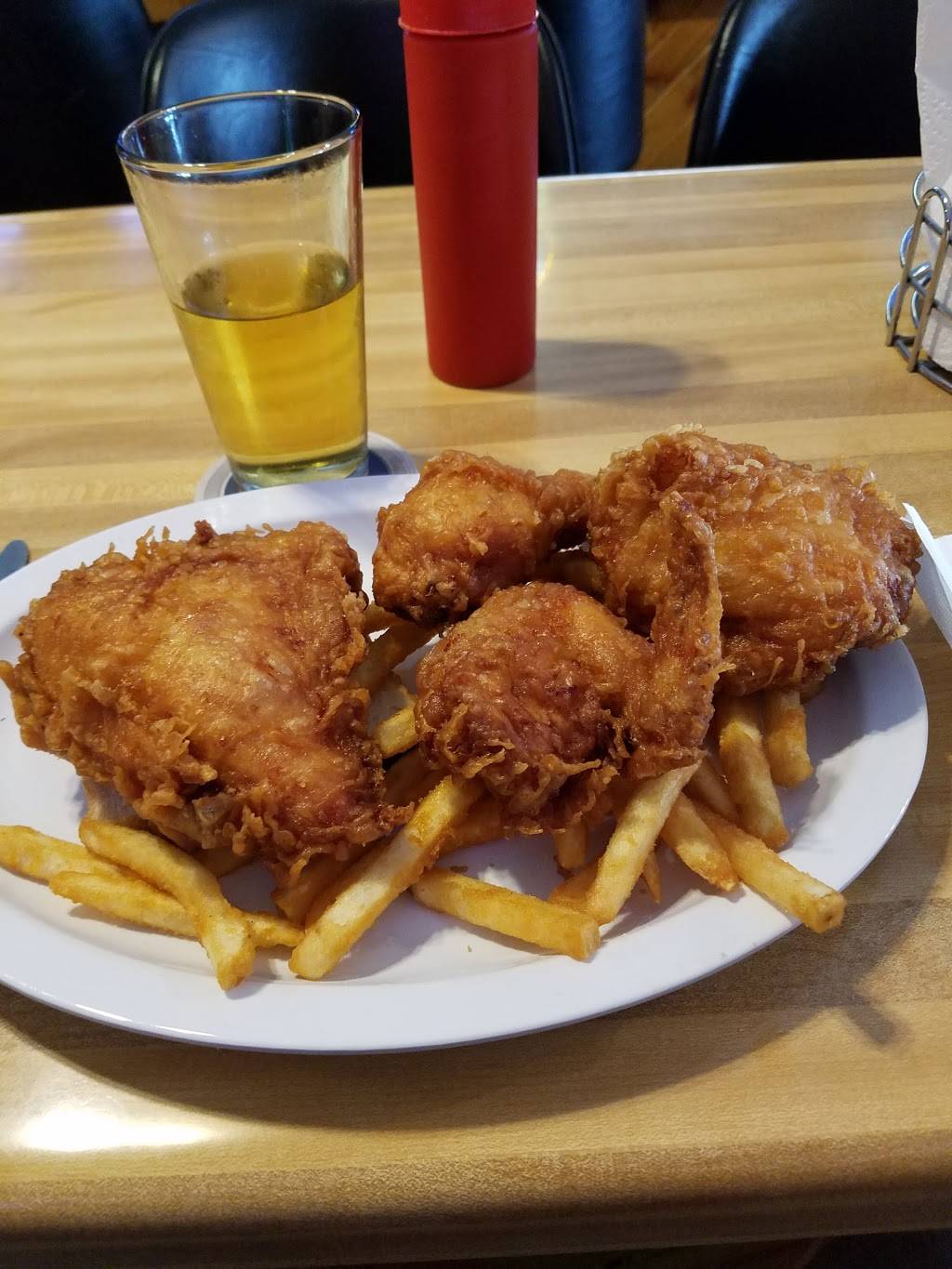 The Railside Bar and Grill | restaurant | 207 S Butler St, Nelson, IL 61021, USA | 8152514633 OR +1 815-251-4633