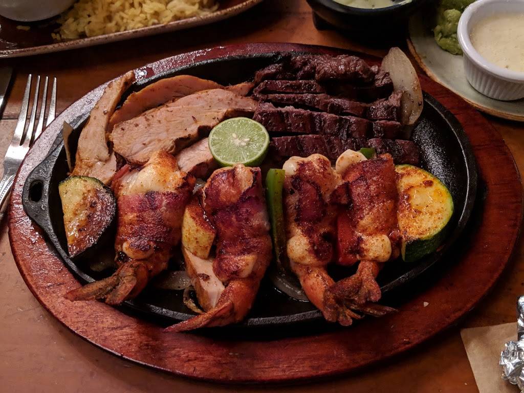 Gringo’s Mexican Kitchen | restaurant | 2202 Broadway St, Pearland, TX 77581, USA | 2814853844 OR +1 281-485-3844