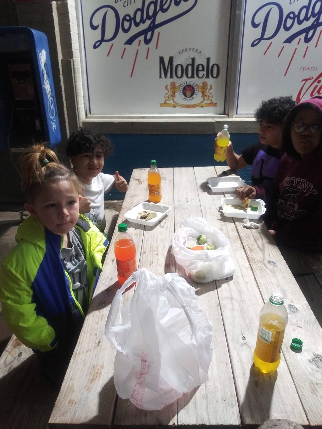 Taqueria El Jiro | restaurant | 1437 SW 29th St, Oklahoma City, OK 73108, USA | 4054768963 OR +1 405-476-8963