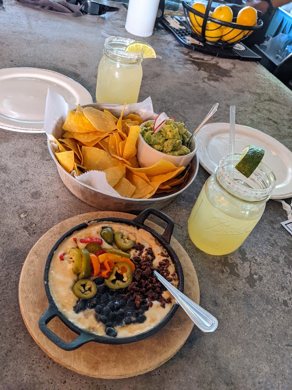 Bakersfield | restaurant | 334 Massachusetts Ave, Indianapolis, IN 46204, USA | 3176356962 OR +1 317-635-6962