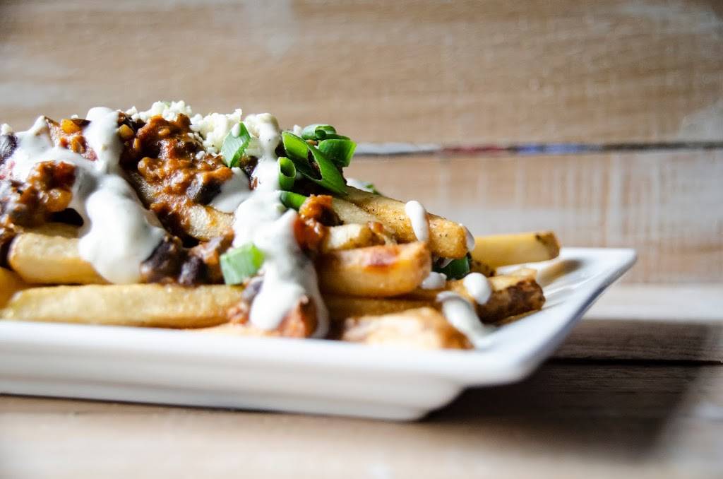 Legacy 925 | restaurant | 925 N Lapeer Rd, Oxford, MI 48371, USA | 2482928458 OR +1 248-292-8458