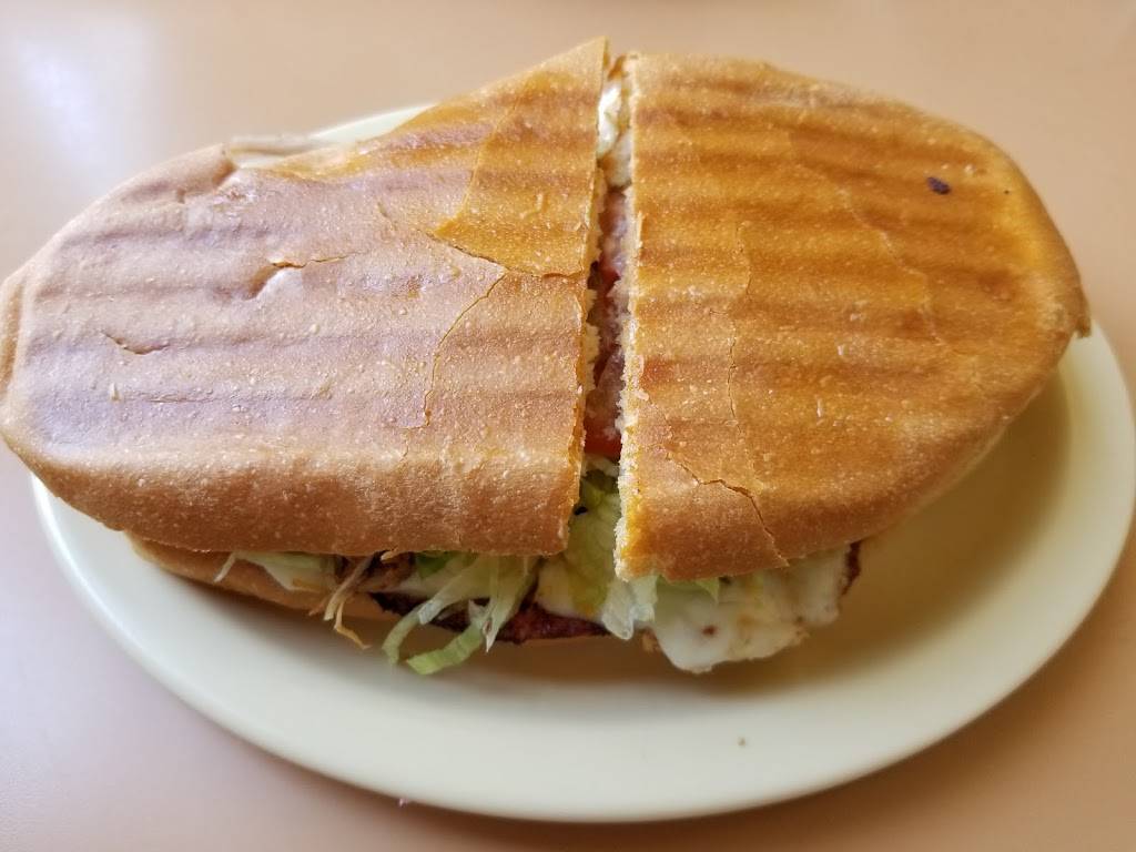 Tortas Sinaloa | restaurant | 1498 N Mt Vernon Ave, Colton, CA 92324, USA | 9094228022 OR +1 909-422-8022