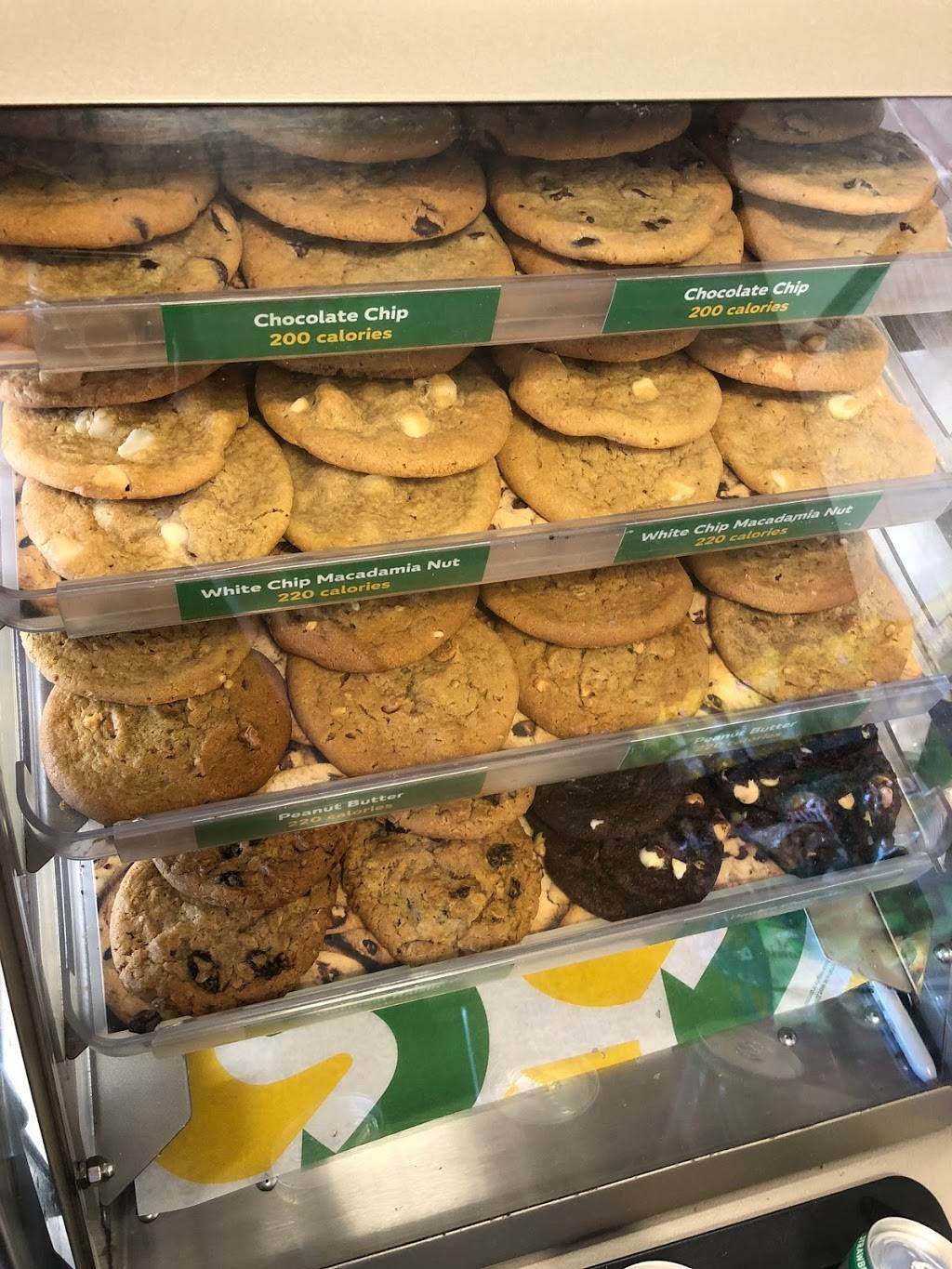 Subway | restaurant | 4816 US-231, Wetumpka, AL 36092, USA | 3345678999 OR +1 334-567-8999