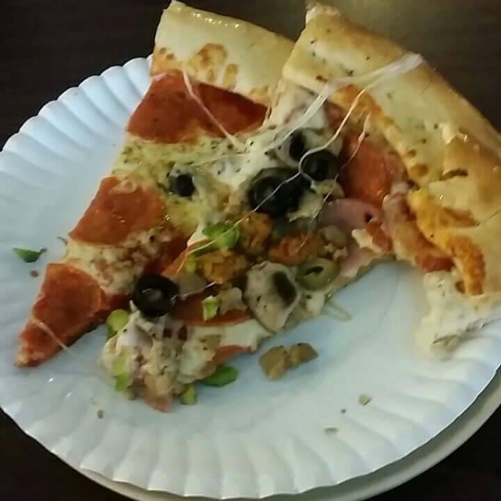 Mamas Pizza | restaurant | 1813 W Berry St, Fort Worth, TX 76110, USA | 8179233541 OR +1 817-923-3541