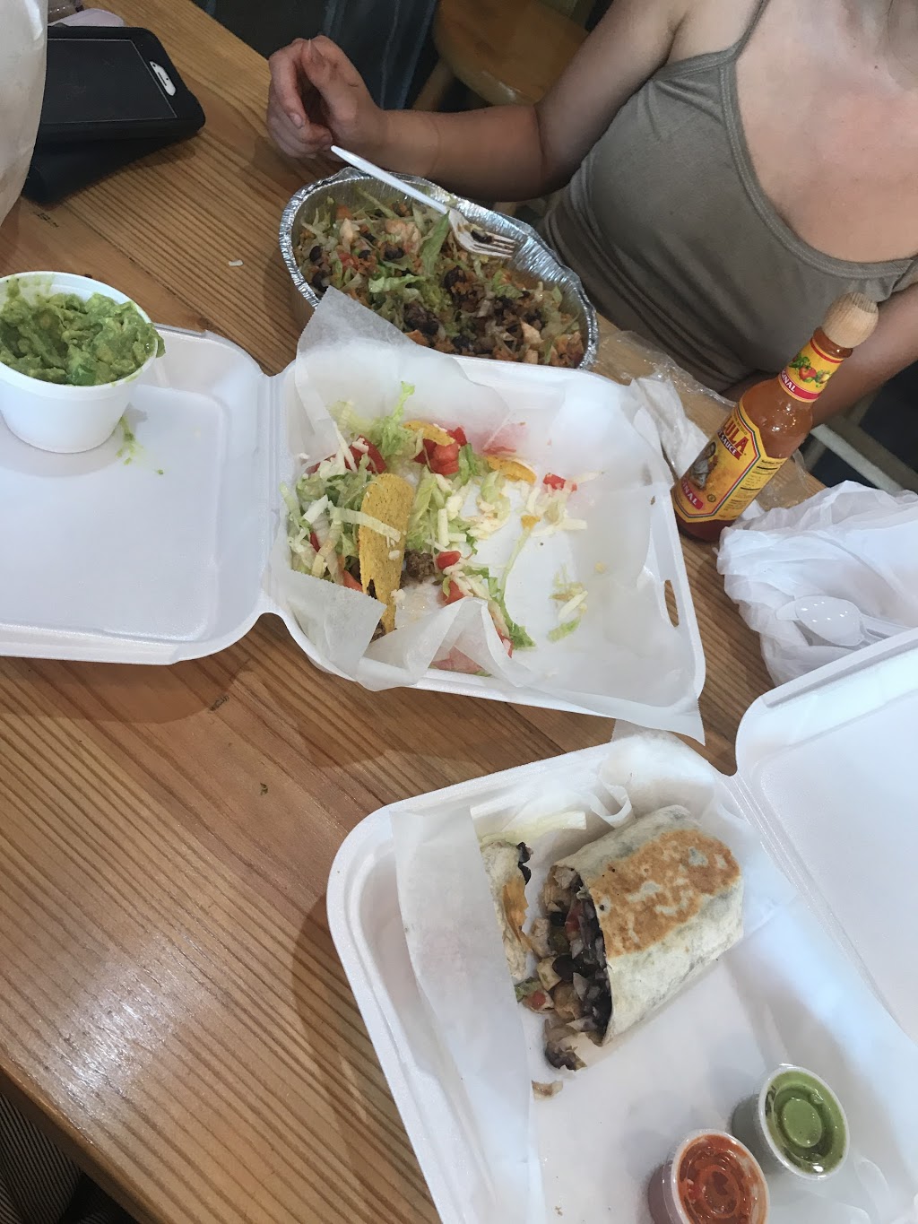 Locos Tacos & Bar | restaurant | 1525 W Tharpe St, Tallahassee, FL 32303, USA | 8505977741 OR +1 850-597-7741