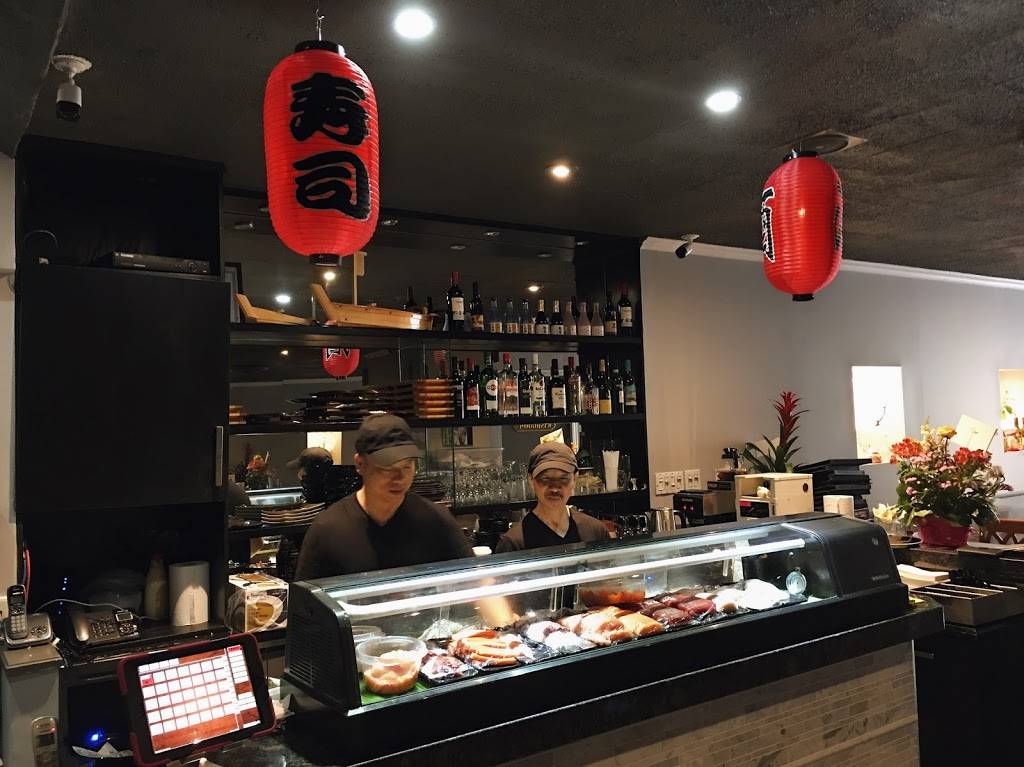 Sushi Avenue | restaurant | 150 Avenue Rd, Toronto, ON M5R 2H8, Canada | 4169721888 OR +1 416-972-1888