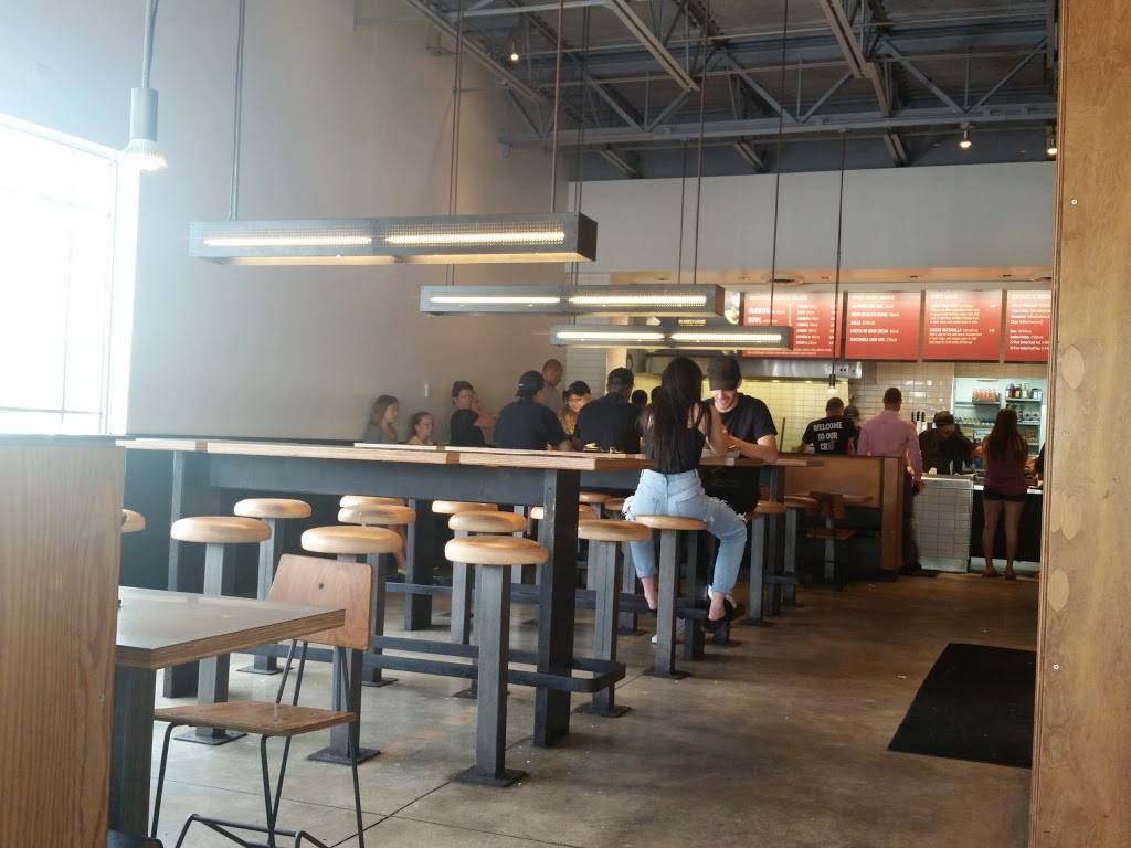 Chipotle Mexican Grill | restaurant | 4220 N, FL-7, Coral Springs, FL 33073, USA | 9549604000 OR +1 954-960-4000