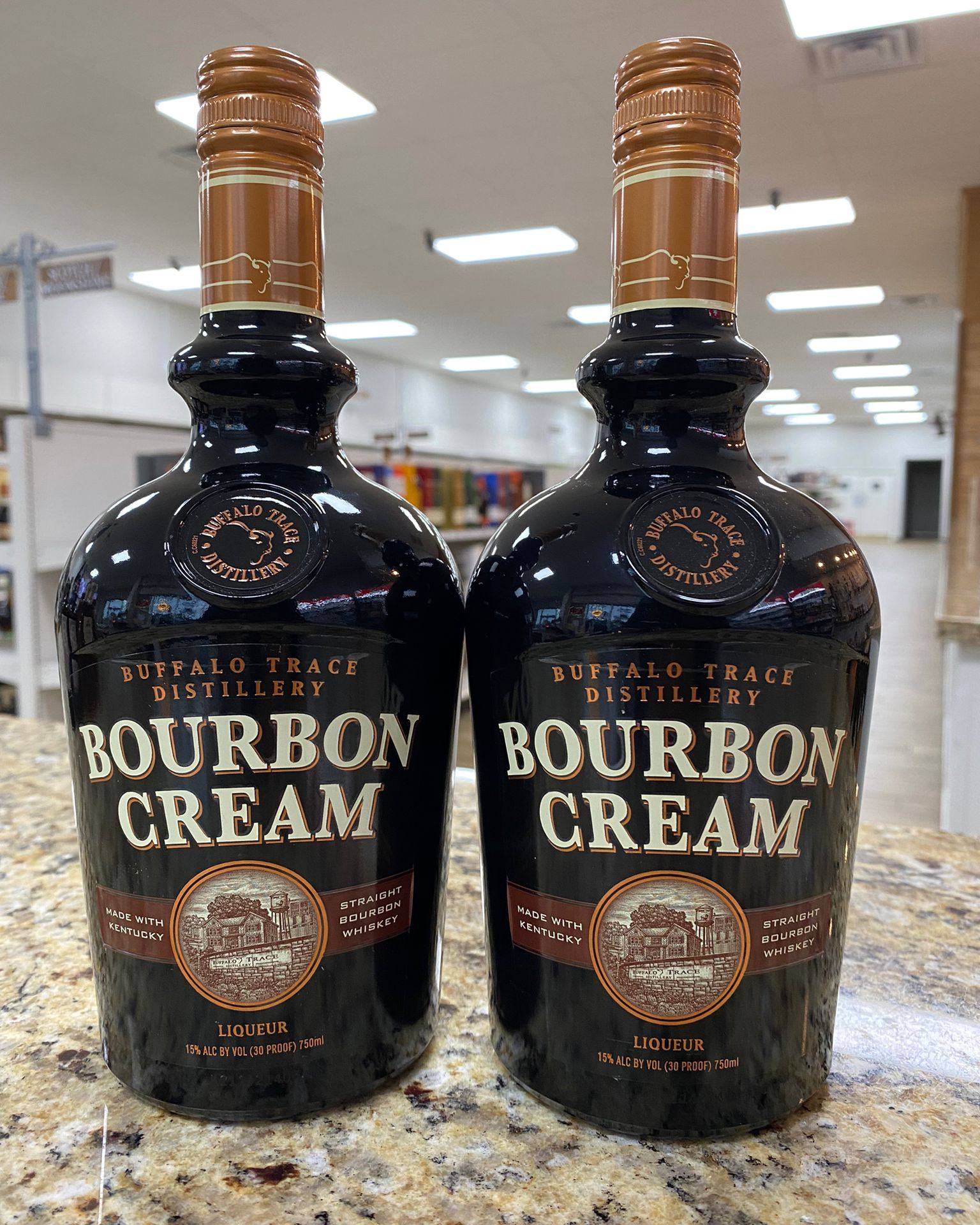 Liquor Bank | restaurant | 3819 Airport Blvd, Mobile, AL 36608, United States | 2517251302 OR +1 251-725-1302