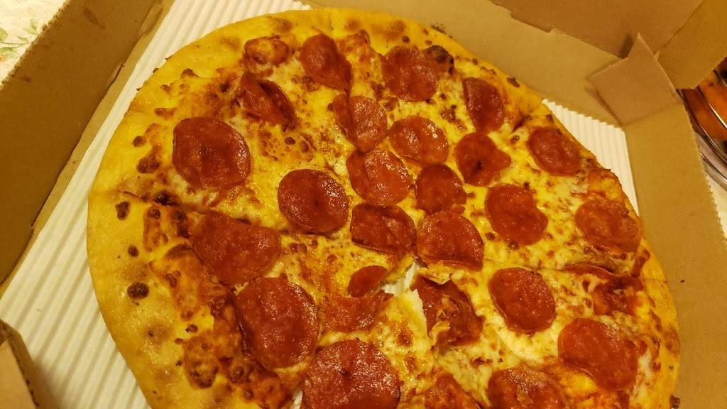 Pizza Hut | restaurant | 7642 Lee Hwy, Falls Church, VA 22042, USA | 7036981515 OR +1 703-698-1515