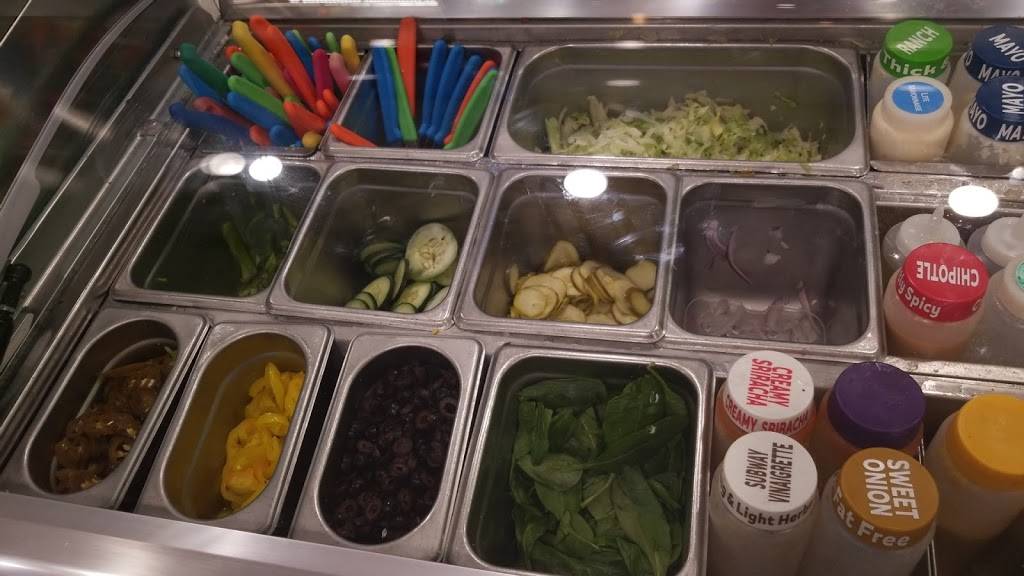 Subway Restaurants | restaurant | Pilot Travel Center, 6830 OH-123, Franklin, OH 45005, USA | 9377464409 OR +1 937-746-4409