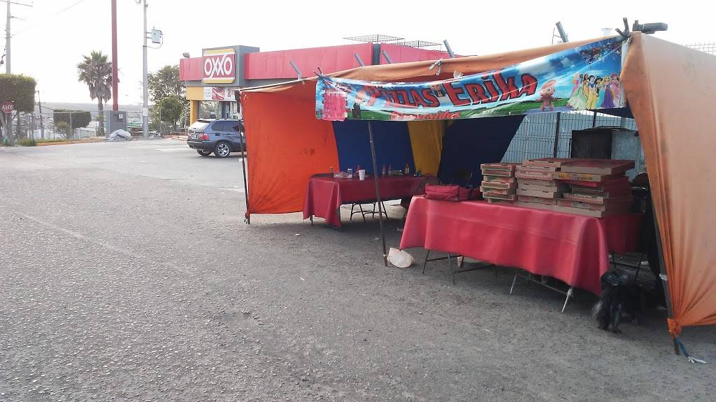 Pizza Erika | meal takeaway | México 6563, El Jibarito, 22606 Tijuana, B.C., Mexico | 016647106527 OR +52 664 710 6527