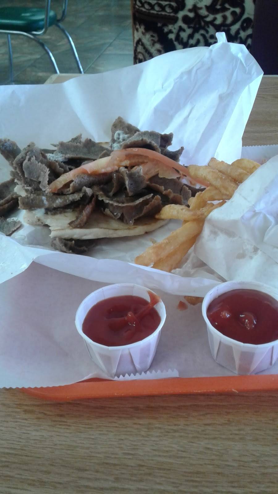 Niros Gyros | restaurant | 3005, 2001 W Springfield Ave, Champaign, IL 61821, USA | 2173556760 OR +1 217-355-6760