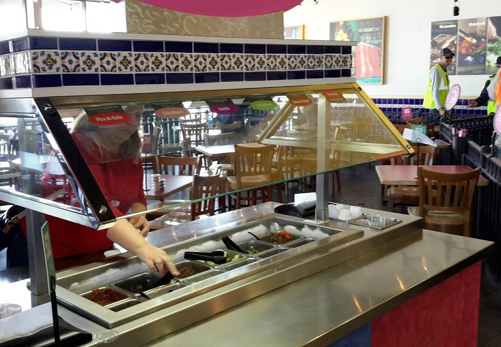 Taco Cabana | restaurant | 6826 N Loop 1604 E bldg 2, San Antonio, TX 78247, USA | 2105904374 OR +1 210-590-4374