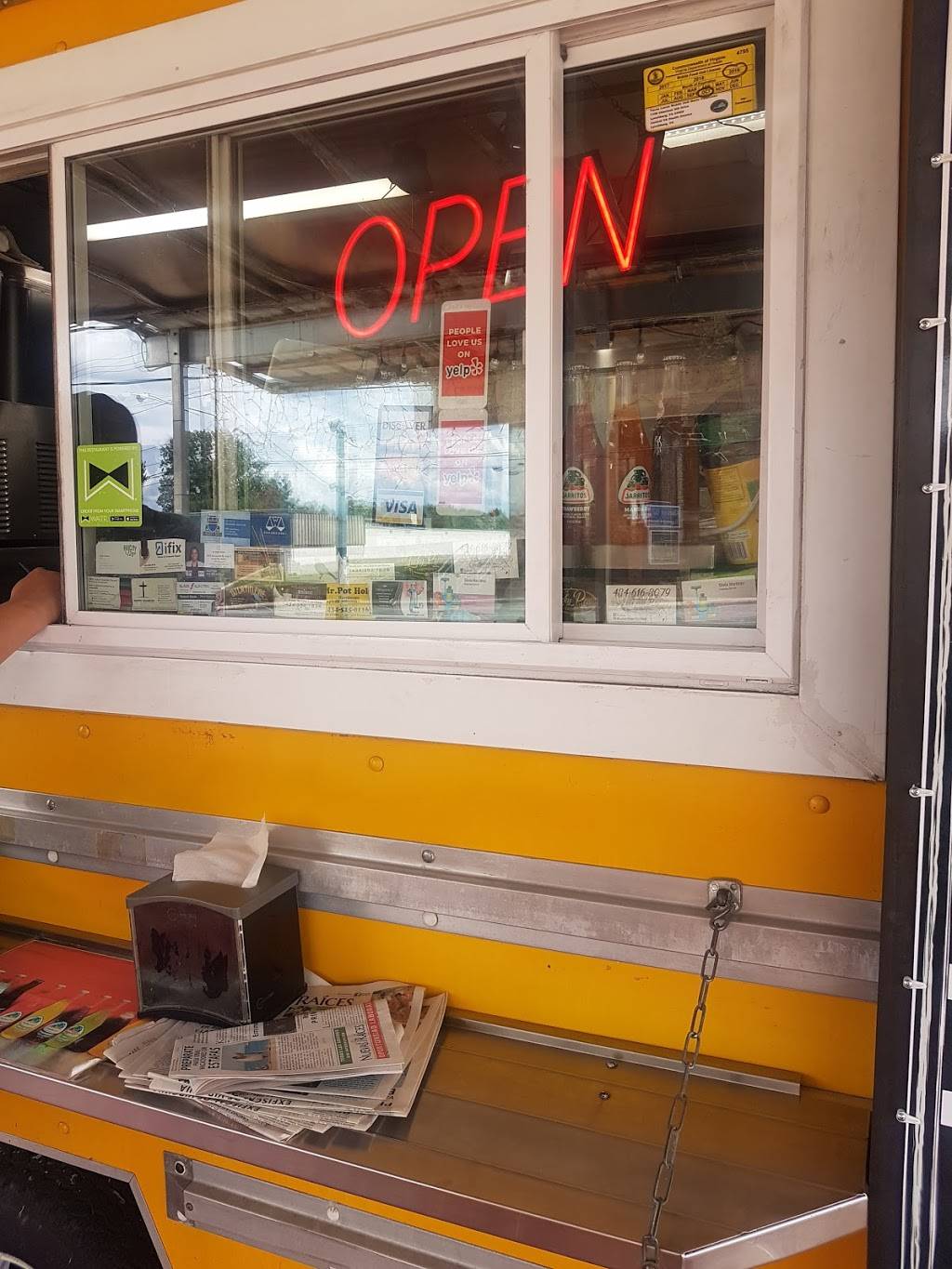 Tacos Locos | restaurant | 5210 Fort Ave, Lynchburg, VA 24502, USA | 4344265977 OR +1 434-426-5977