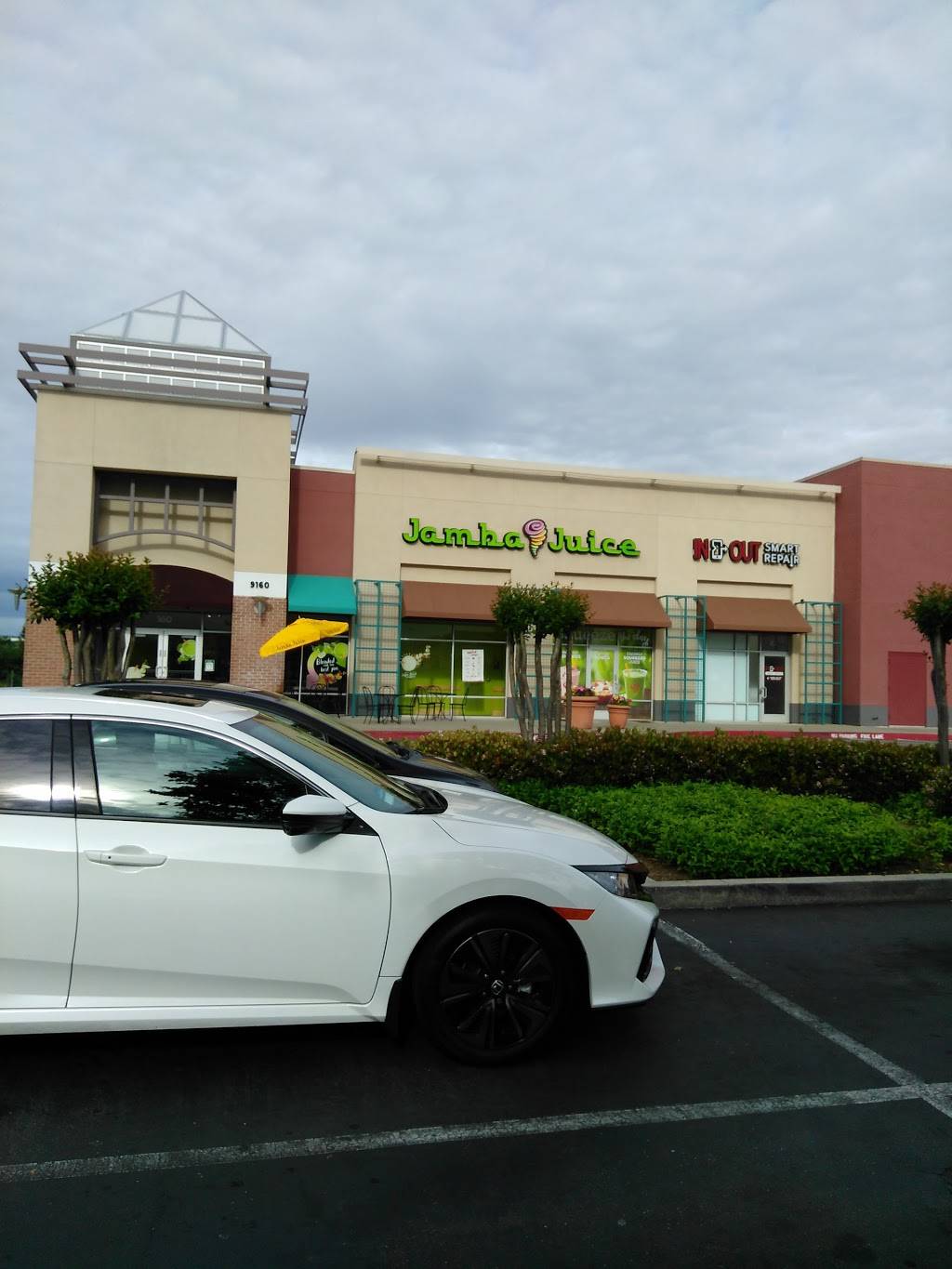 Jamba Juice | restaurant | 9160 W Stockton Blvd #160, Elk Grove, CA 95758, USA | 9166915408 OR +1 916-691-5408