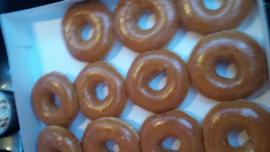 Krispy Kreme | bakery | 798 Campbell Ln, Bowling Green, KY 42104, USA | 2707823280 OR +1 270-782-3280