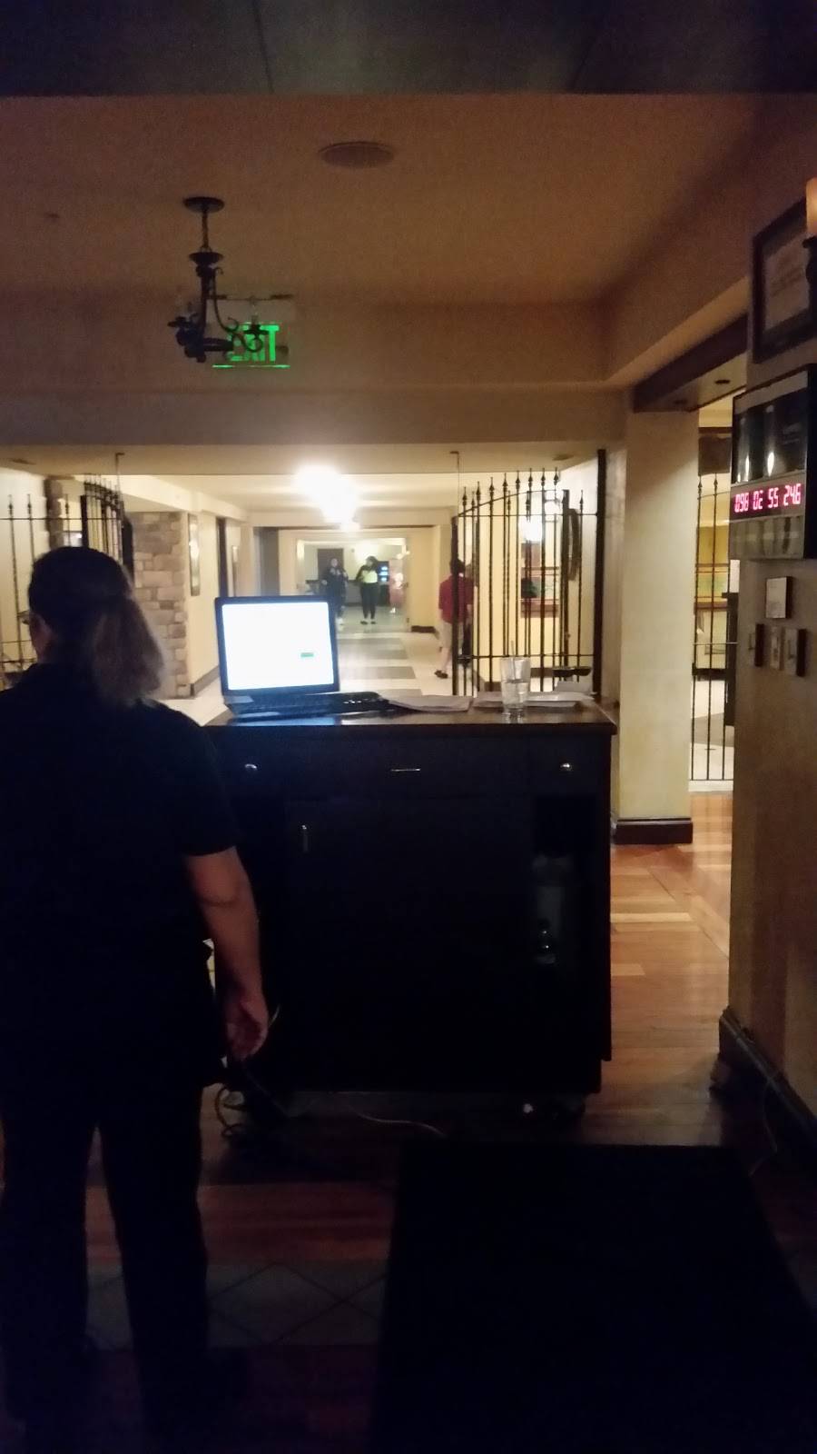 T.J. Maloney’s Authentic Irish Pub | restaurant | 800 E 81st Ave, Merrillville, IN 46410, USA | 2197696311 OR +1 219-769-6311