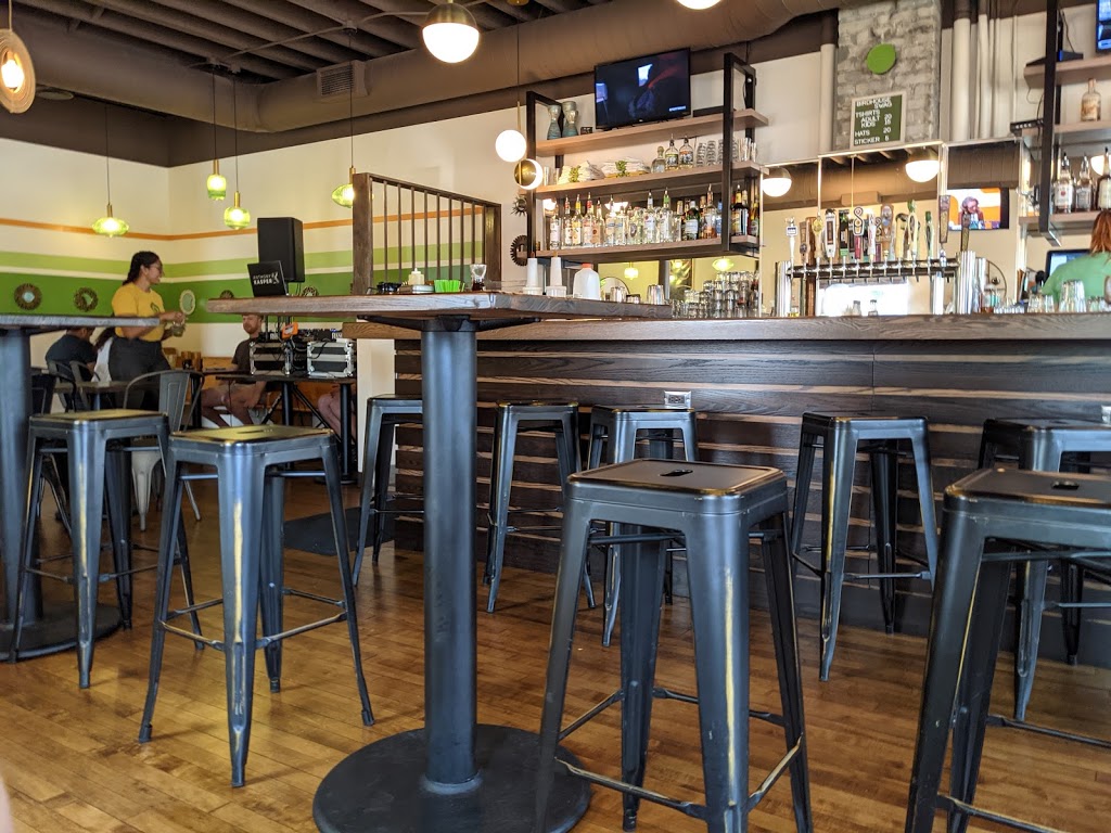 The Birdhouse Eat & Drink | restaurant | 4153 W Broadway Ave, Robbinsdale, MN 55422, USA | 7632059668 OR +1 763-205-9668