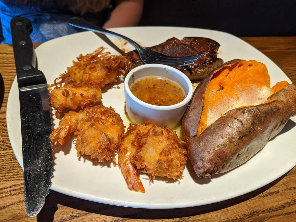 Outback Steakhouse | restaurant | 2402 W Memorial Rd, Oklahoma City, OK 73134, USA | 4053597432 OR +1 405-359-7432