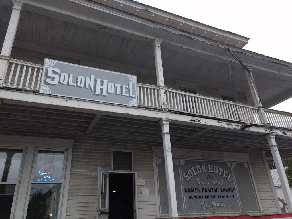 Solon Hotel | restaurant | 4 N Main St, Solon, ME 04979, USA | 2076432400 OR +1 207-643-2400