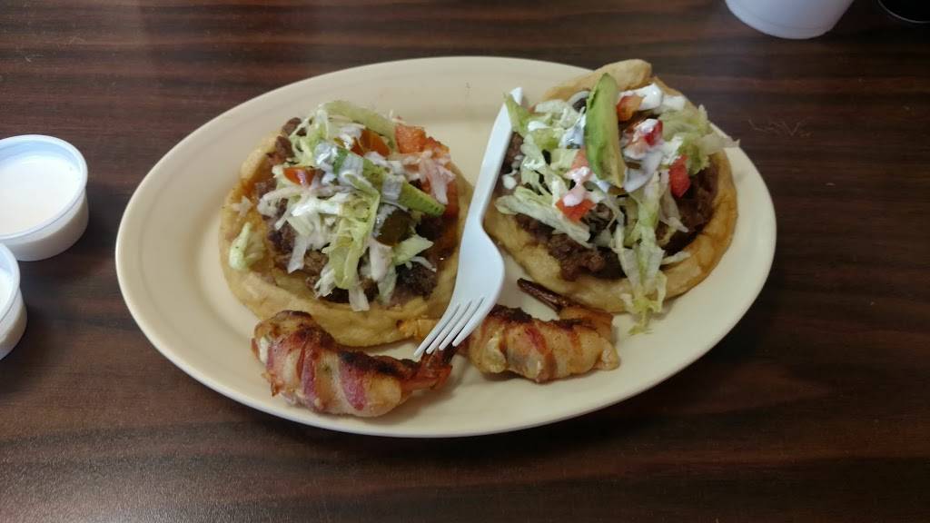 Taco Place | restaurant | 312 N May St, Madisonville, TX 77864, USA | 9363490880 OR +1 936-349-0880