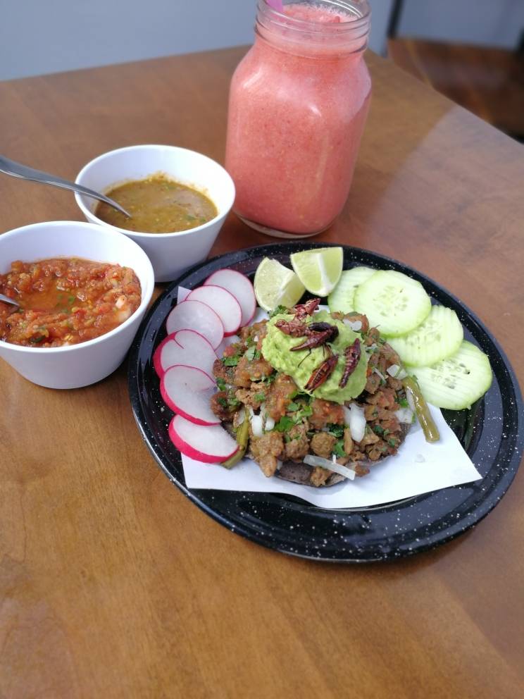 Tacos La Chapu | restaurant | Blvd. Agua Caliente 10387, Neidhart, 22020 Tijuana, B.C., Mexico | 016642075888 OR +52 664 207 5888