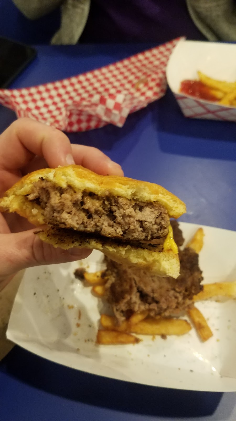 Wimpys Burgers & Fries | restaurant | 7424 US-64 Suite 121, Bartlett, TN 38133, USA | 9013056672 OR +1 901-305-6672