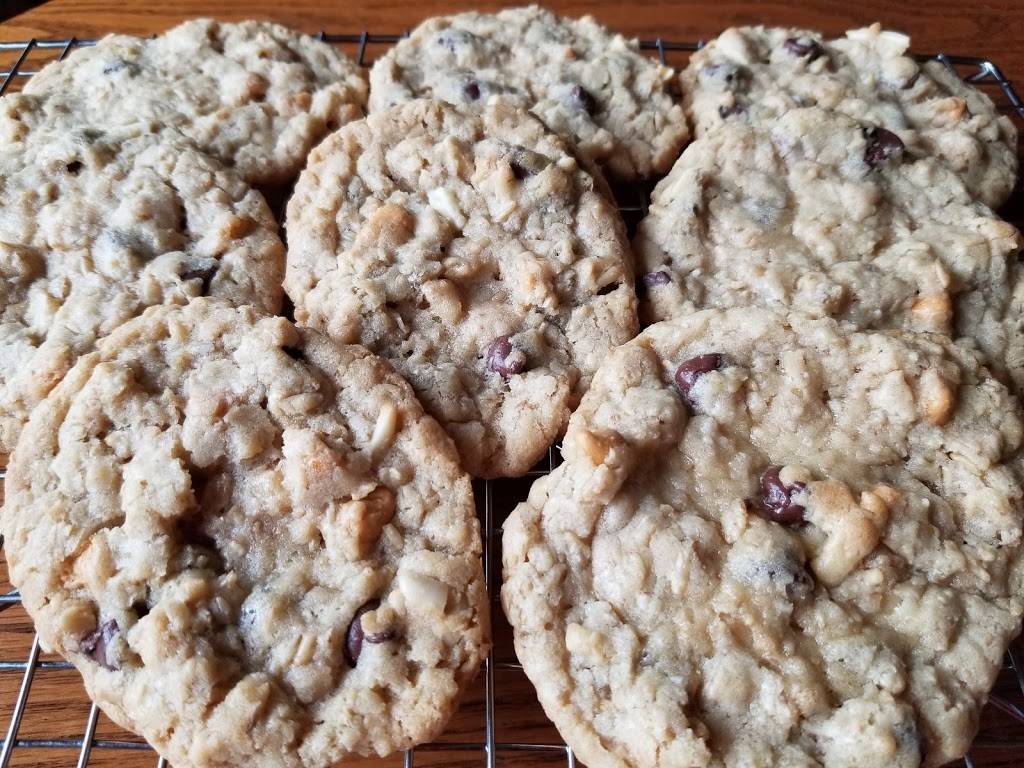 Salumeria Di Torre Italian Deli and Market | restaurant | 425 Tuscarawas St E, Canton, OH 44702, USA | 3304885763 OR +1 330-488-5763