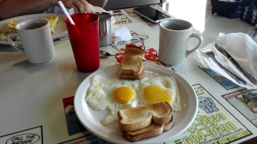 Patches Family Restaurant | restaurant | 501 E Venice Ave, Venice, FL 34285, USA | 9414846713 OR +1 941-484-6713