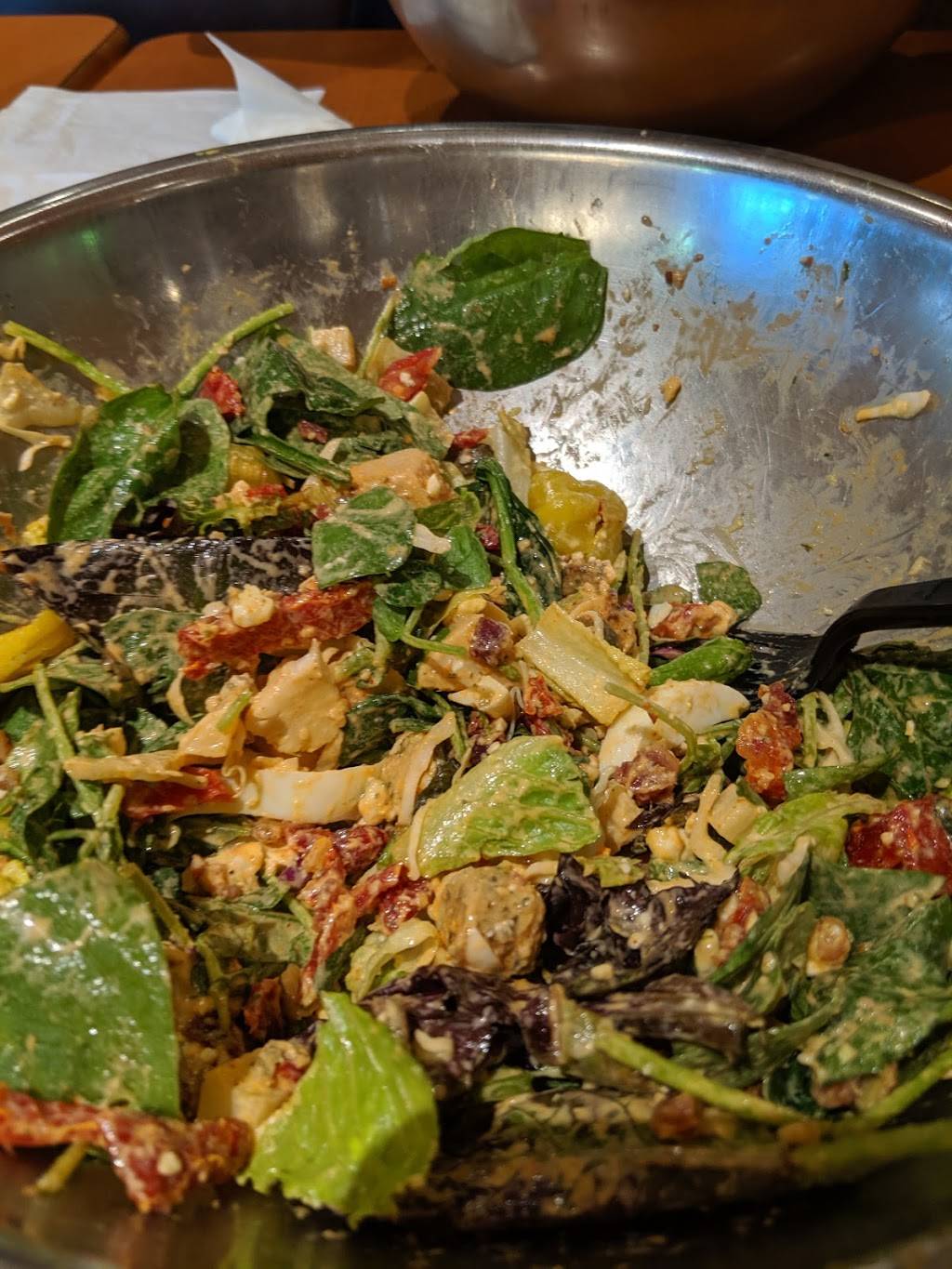 Salata | restaurant | 2170 Town Square Pl, Sugar Land, TX 77479, USA | 8328864582 OR +1 832-886-4582