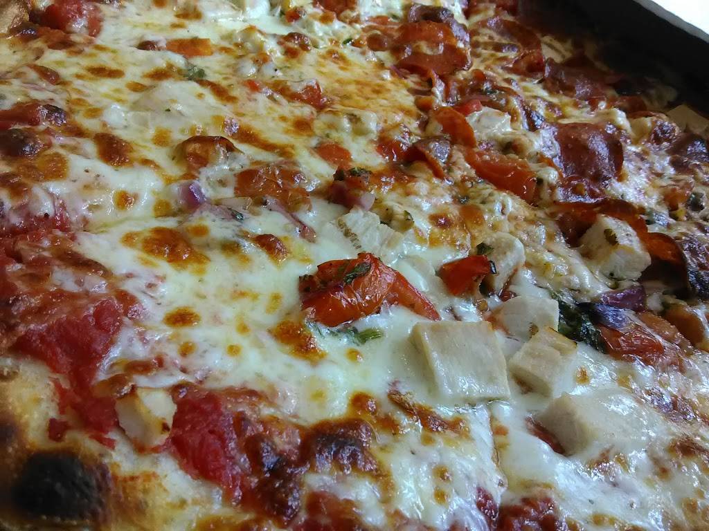 Sbarro | meal takeaway | 96-12 Carousel Center, Syracuse, NY 13290, USA | 3154768626 OR +1 315-476-8626