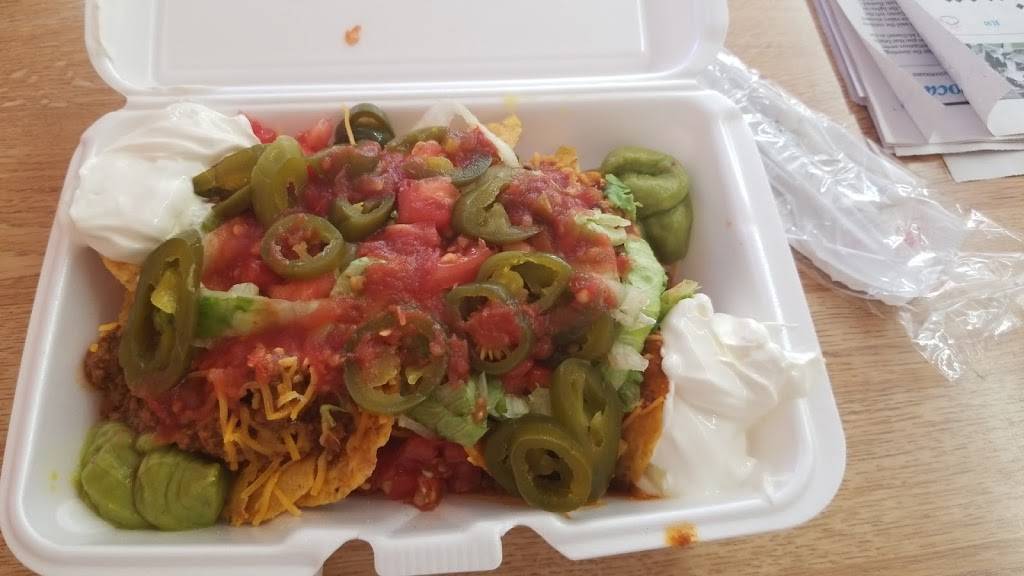 Jordans Girls Gourmet Dawgs | restaurant | 803 Veterans Pkwy, Columbus, GA 31901, USA | 7063221057 OR +1 706-322-1057