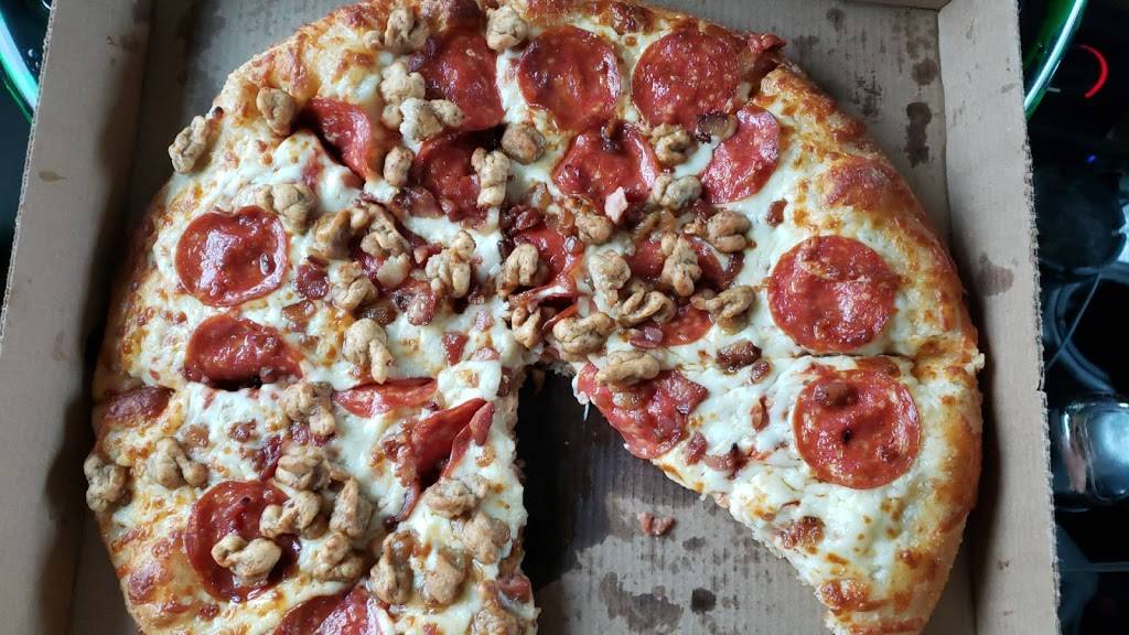 Little Caesars Pizza | meal takeaway | 10396 Blue Star Hwy, Stony Creek, VA 23882, USA | 4348862070 OR +1 434-886-2070