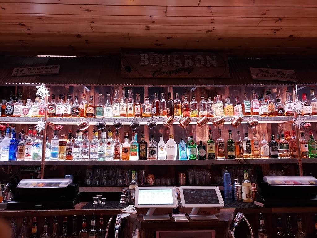 Whi Ski Inn | restaurant | 2670 US-131, Boyne Falls, MI 49713, USA | 2315493346 OR +1 231-549-3346