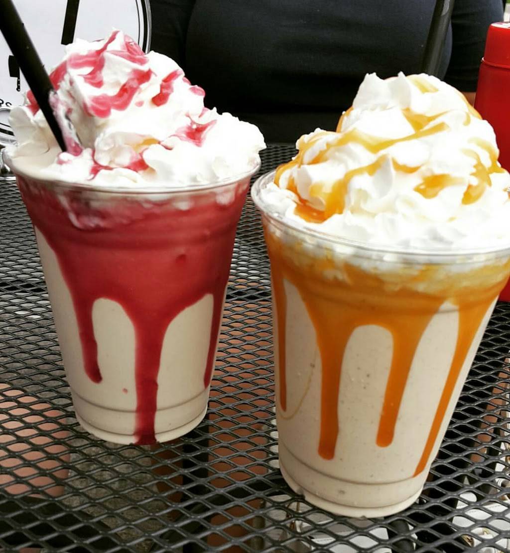 Honest Abes Burgers & Freedom | restaurant | 840 N 70th St, Lincoln, NE 68505, USA | 4022619860 OR +1 402-261-9860