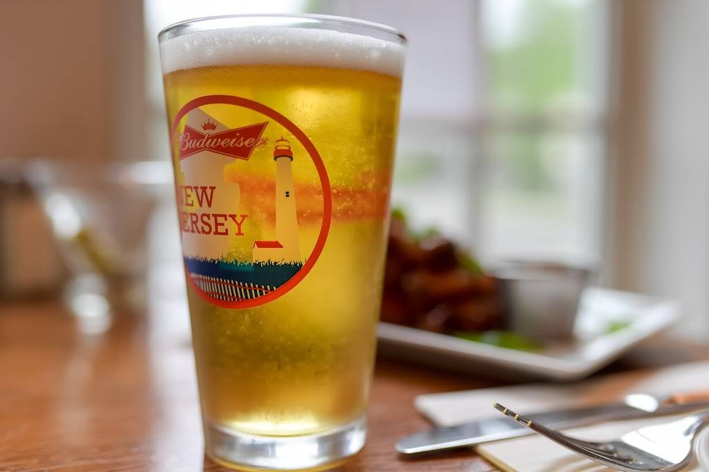 The Alibi Beach Bar | restaurant | 172 Lackawanna Dr, Stanhope, NJ 07874, USA | 9734260120 OR +1 973-426-0120