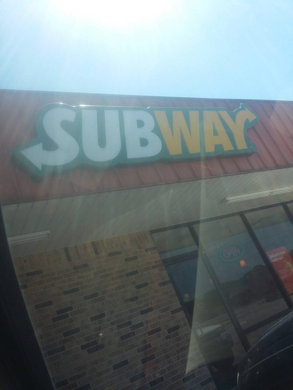 Subway | meal takeaway | 10 Allen Chapel Rd, Batesville, AR 72501, USA | 8702513636 OR +1 870-251-3636